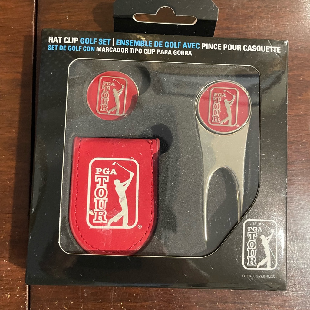 Pga Tour Red Golf Clip Accessory Set